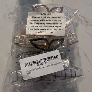 4-Pack Butterfly Claw Hair Clips